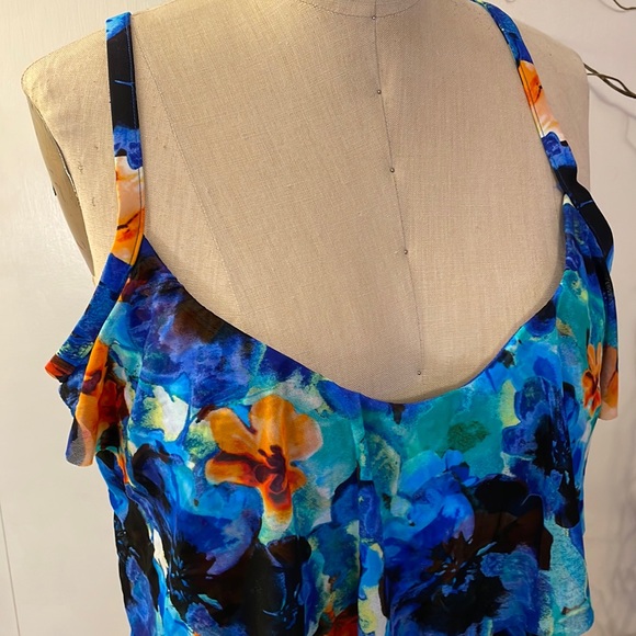 St Tropez swimsuit top in floral blue and orange - Picture 2 of 5